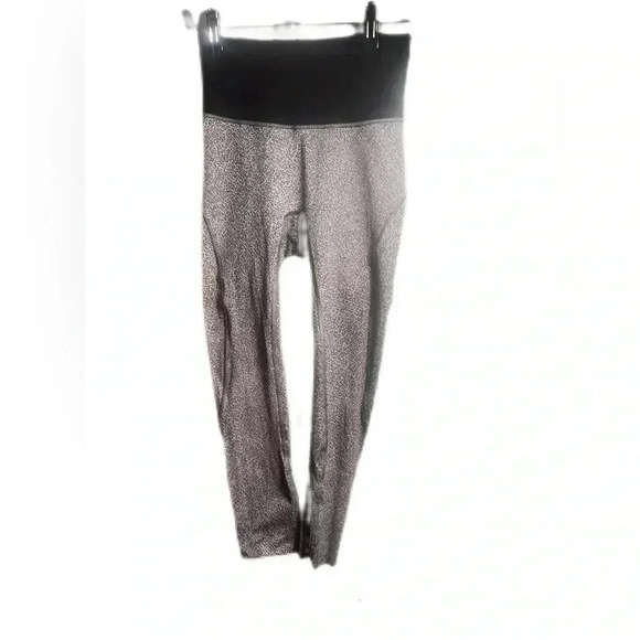 Lululemon run the day crop yoga lightweight athletic  zip pocket tight legging 2 - Picture 2 of 4